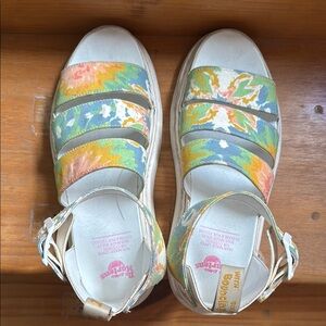 Dr. Martens Women's Floral Sandals - Multicolor